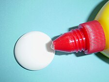 AdhesivesForHouseUse002.jpg