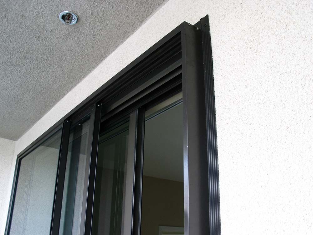 Soundproof Sliding Glass Door - Top Corner